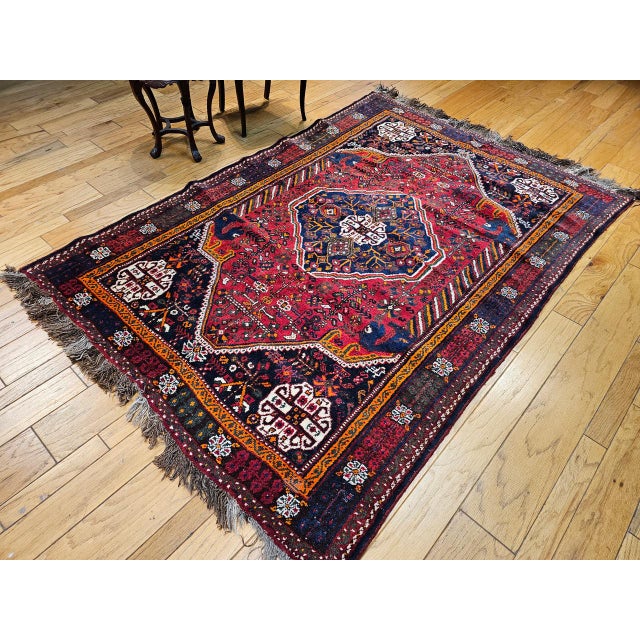 Vintage Persian Qashqai Tribal Area Rug, Hand-Knotted Wool, Vegetable Dye, Geometric Medallions, 6x8, Red & Navy For Sale In Chicago - Image 6 of 15