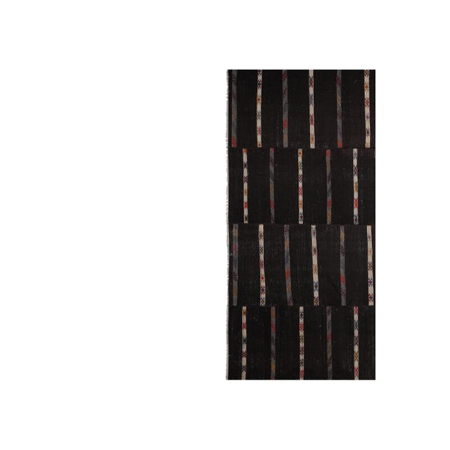 Mid-Century Modern Mid-20th Century Handmade Turkish Flatweave Kilim Gallery Rug 9'5'' X 11'2'' For Sale - Image 3 of 10