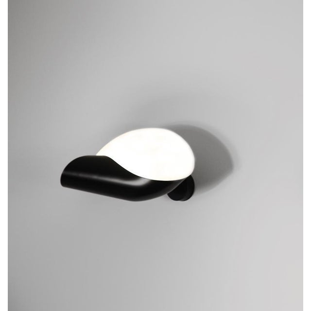 Mid-Century Modern Black Conche Wall Lamp Set by Serge Mouille, Set of 2 For Sale - Image 4 of 8