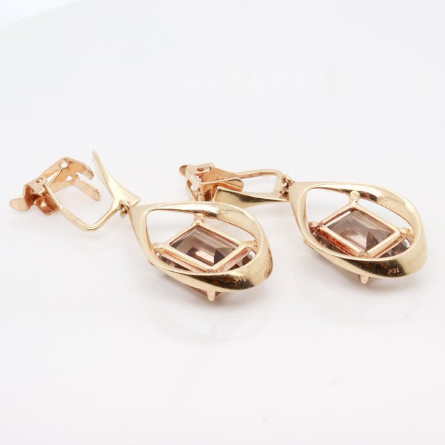 Pair of Ronald H Pearson Modernist 14k Forged Gold & Topaz Earrings For Sale - Image 12 of 13