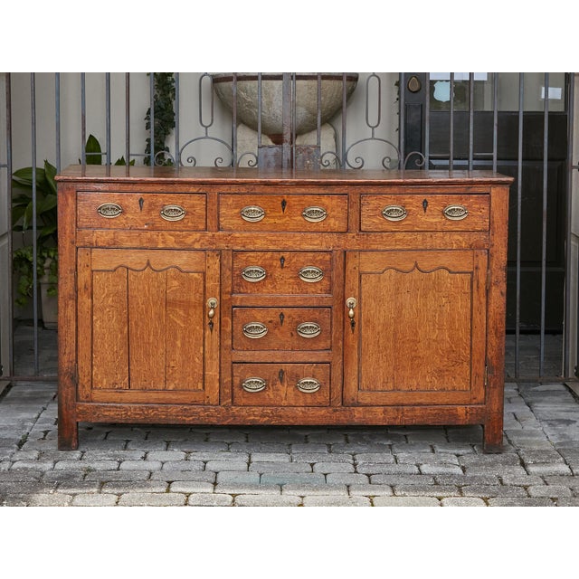 19th Century English Oak Buffet with Six Drawers, Two Doors and Brass Hardware For Sale In Atlanta - Image 6 of 12