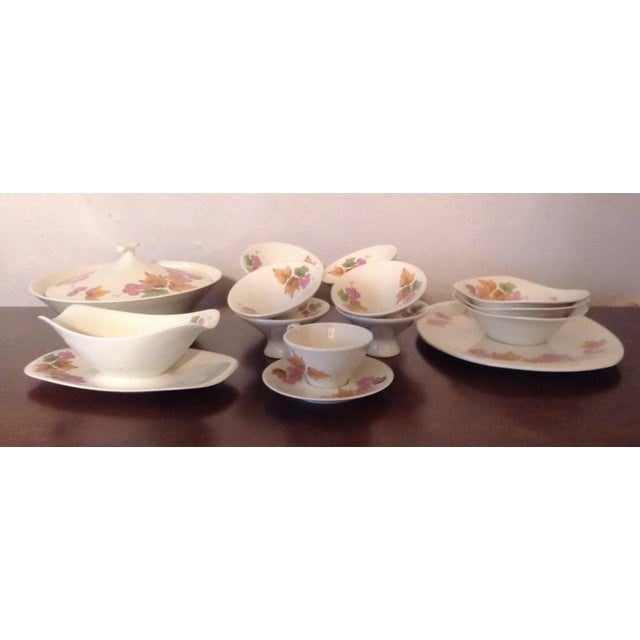 Iroquois True China Ben Siebel Design Impromptu Grapes, Mid Century Modern 1960s Dinnerware Set - 15 Piece For Sale - Image 9 of 11