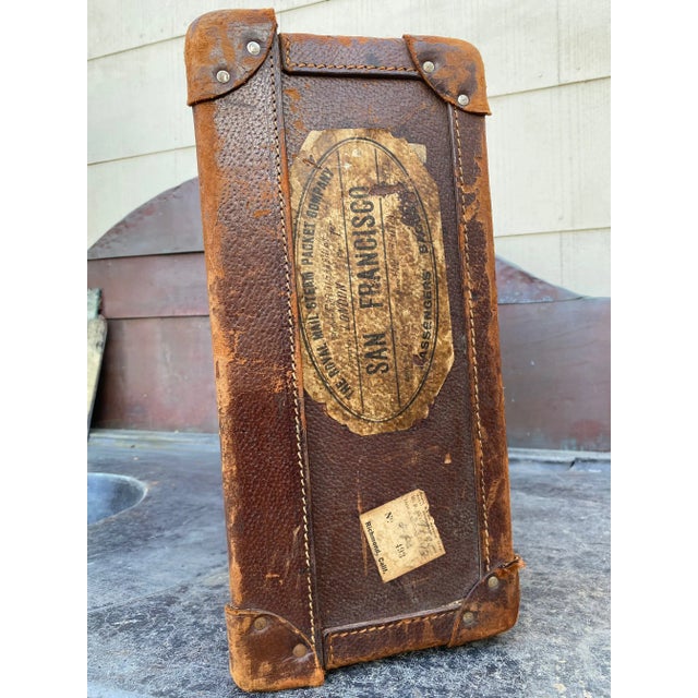 Antique Leather Traveller's Suitcase For Sale In San Francisco - Image 6 of 8