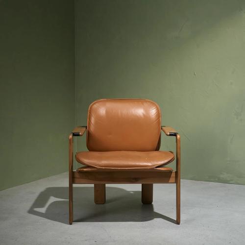 Dueacca Armchair in Walnut and Leather by Franco Poli for Bernini, Italy, 1985 For Sale - Image 6 of 11