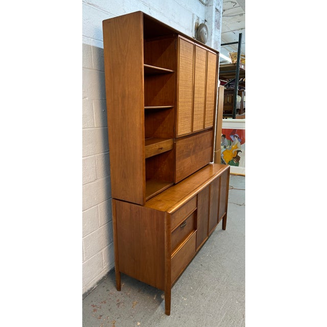 Drexel Mid 20th Century Barney Flagg for Drexel Parallel Mid-Century Walnut and Cane Credenza and Hutch For Sale - Image 4 of 14