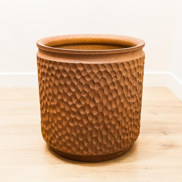 1970s Large Stoneware Thumbprint Planter by David Cressey & Robert Maxwell for Earthgender, Attributed For Sale - Image 10 of 15