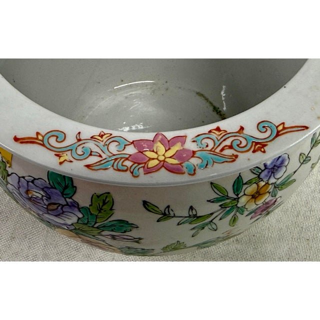 1980s Floral Cache Pot For Sale In Houston - Image 6 of 11