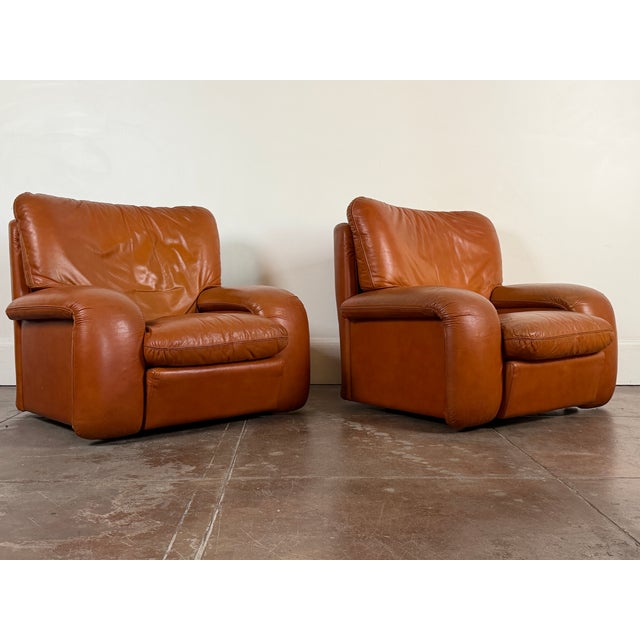 Mid-Century Modern Vintage 1970's Italian Leather Lounge Chairs For Sale - Image 3 of 5