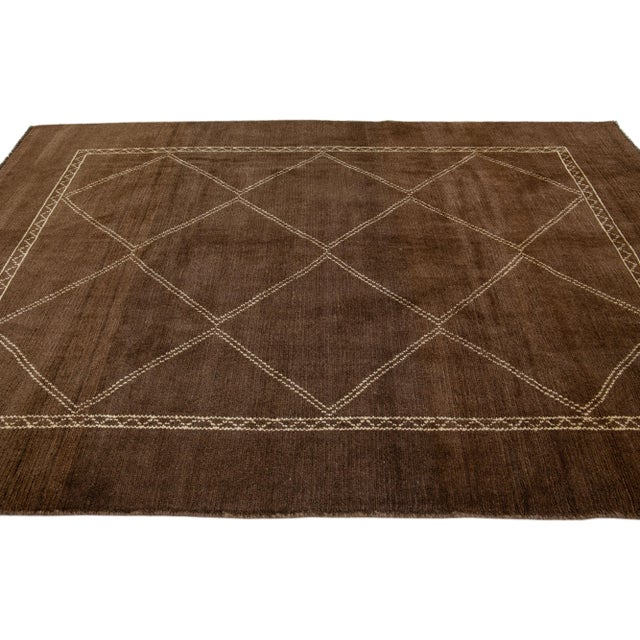 2020s Modern Moroccan Style Brown Handmade Tribal Wool Rug For Sale - Image 5 of 8