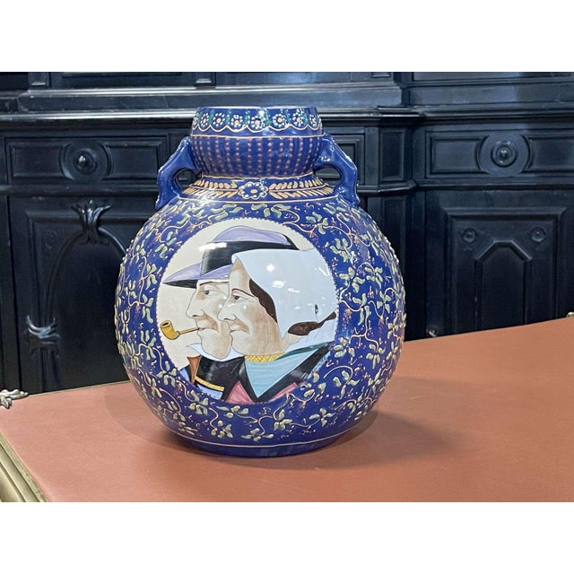Large earthenware ball vase signed HB Quimper and dating from the 1930s - H=30cm, Diameter=25cm.