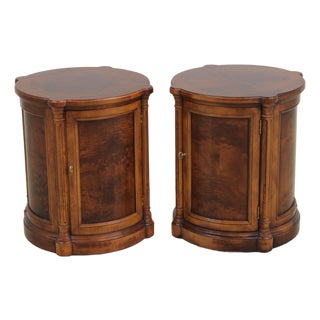 Pair Henredon Round Walnut Living Room Lamp End Tables For Sale
