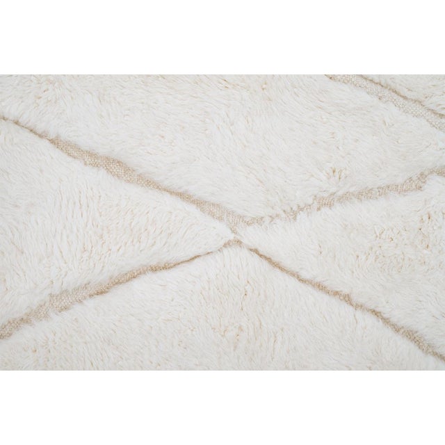 Contemporary Hand-Knotted Wool Rug by Azele Studio For Sale - Image 3 of 12