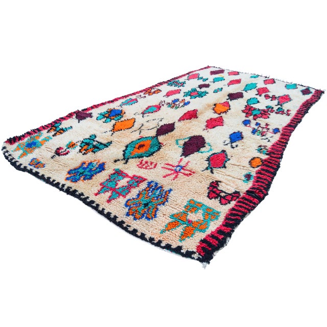 Mid 20th Century Vintage Moroccan Rug - 4′8″ × 8′2″ For Sale - Image 4 of 11