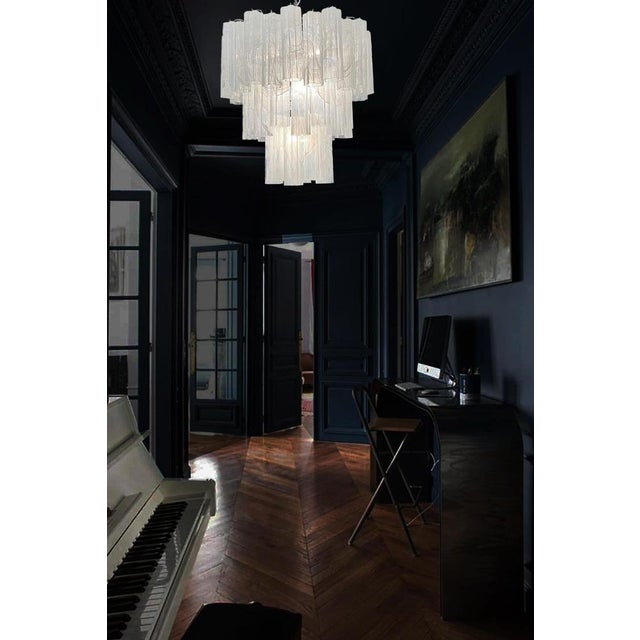 Large Vintage Murano Glass Tiered Chandelier with 78 Alabaster White Glasses, 1990s For Sale - Image 4 of 17