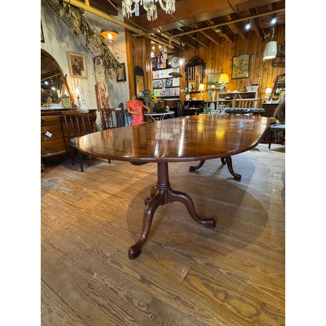 Henkel Harris Late 20th Century Henkel Harris Georgian-Style Solid Cherry Wood Double Pedestal Extension Dining Table. For Sale - Image 4 of 12