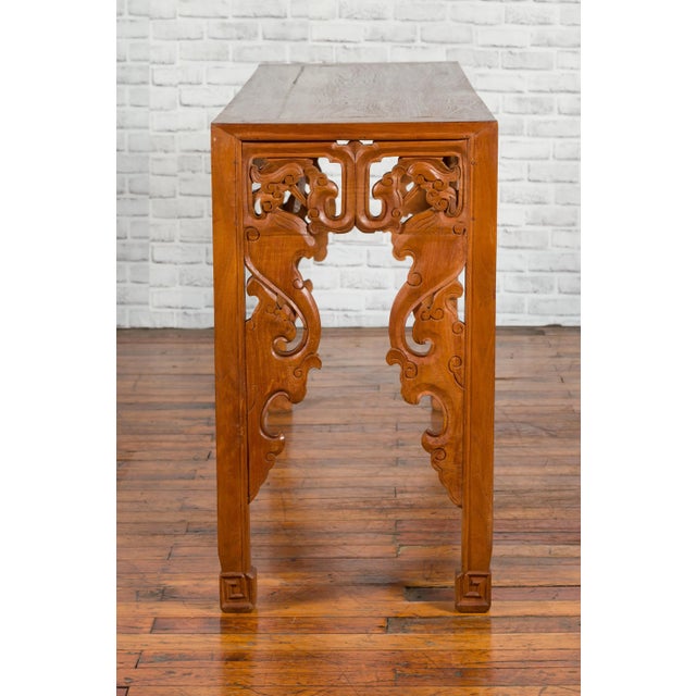 Early 20th Century Chinese Early 20th Century Console with Cloud-Carved Apron and Scrolling Feet For Sale - Image 5 of 13