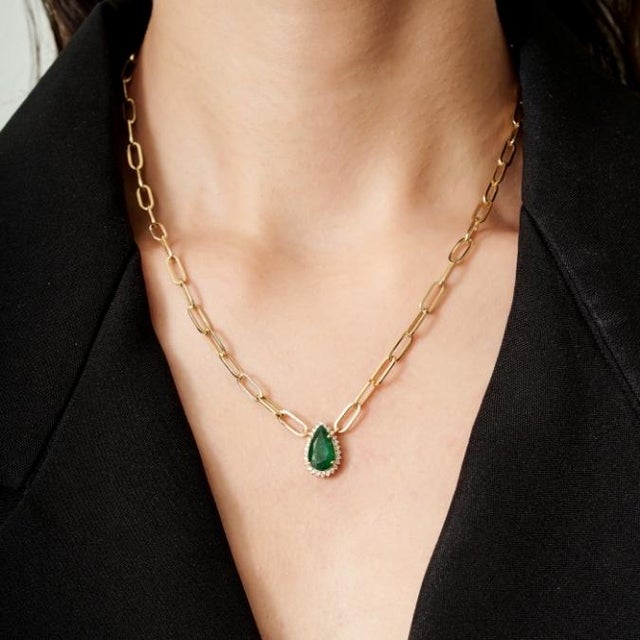 Not Yet Made - Made To Order 2.25ct Emerald Diamond Halo Teardrop Paperclip Chain Necklace in 14k Solid Gold For Sale - Image 5 of 14