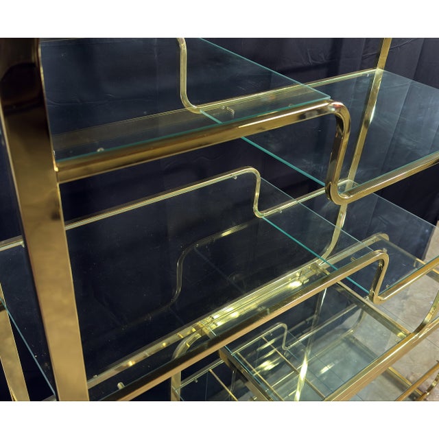 Metal Milo Baughman for Dia Design Institute of America Gold Brass and Glass Adjustable Etagere, 1970s For Sale - Image 7 of 11