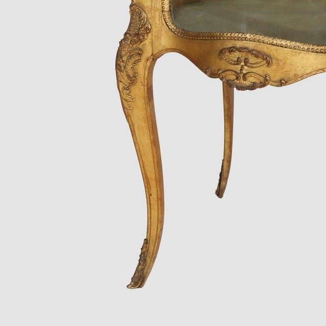 French Antique French Louis XIV Giltwood Curved Glass Vitrine C1890 For Sale - Image 3 of 18
