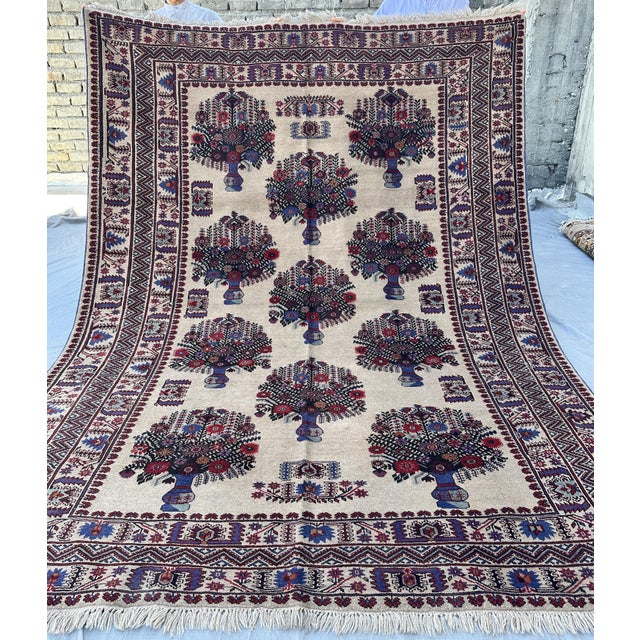 Ivory Pictorial Ivory Vase Design Hand-Knotted Wool Rug - 7'1" X 9'2" For Sale - Image 8 of 14