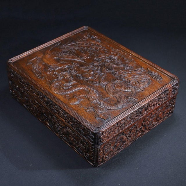 Dimensions: Height 11 cm (4.3") x Length 35 cm (13.8") x Width 28.5 cm (11.2") Material: Solid Hardwood (Huali Rosewood)...