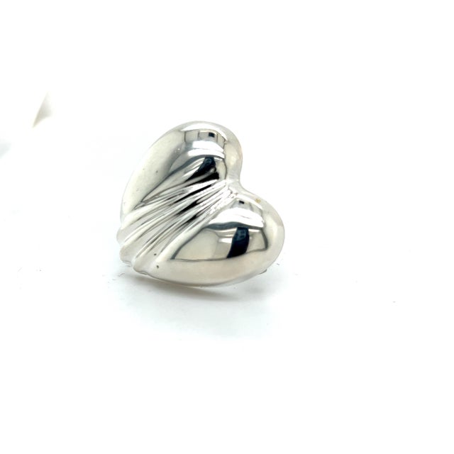 1990s Tiffany & Co. Estate Large Puffed Heart Brooch Pin Silver For Sale In New York - Image 6 of 6