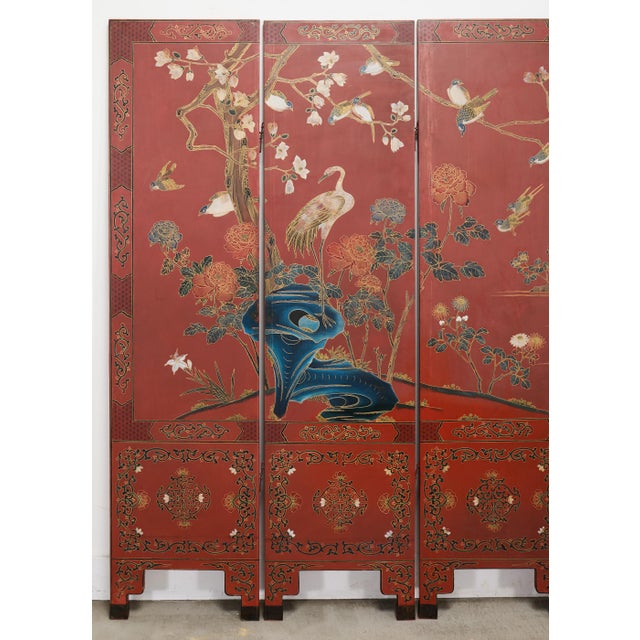 Chinese Export Four Panel Red Lacquered Chinoiserie Gilt Screen For Sale - Image 4 of 18