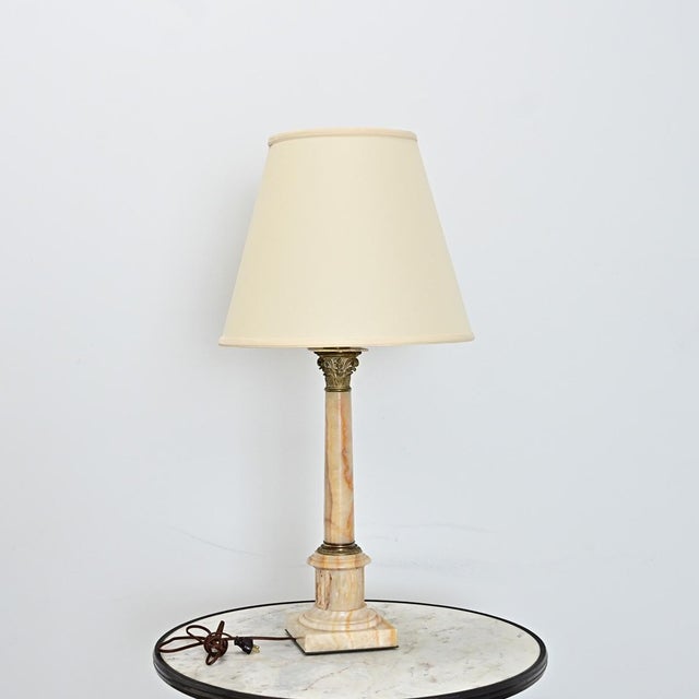 Early 19th Century 19th Century French Onyx & Brass Corinthian Column Table Lamp For Sale - Image 5 of 11