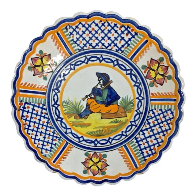 Vintage Quimper Bagpiper & Abstract Floral Plate For Sale