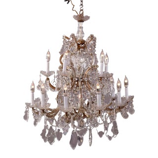 Antique & Large Italian Crystal Tiered Sixteen-Light Chandelier circa 1930 For Sale