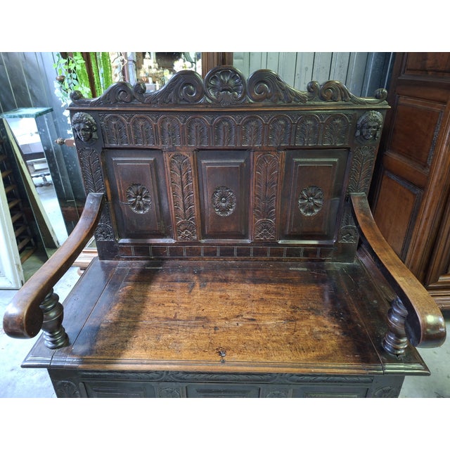 19th Century Renaissance Carved Wooden Storage Bench For Sale - Image 9 of 11