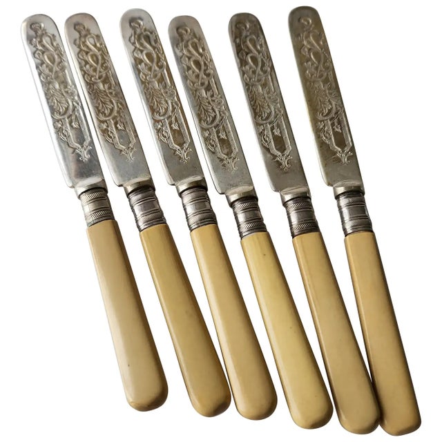 Silver Early 20th Century English Sheffield Epns A1 Silverplate 6 Butter Knives For Sale - Image 8 of 12