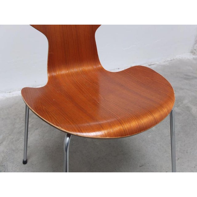 Brown Early Grand Prix Chairs by Arne Jacobsen for Fritz Hansen, 1957, Set of 2 For Sale - Image 8 of 14