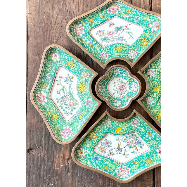 Mid 20th Century Vintage Chinoiserie Hand Painted Floral Metal Tray Set For Sale - Image 5 of 12