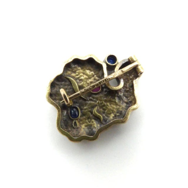 Modern Circa 1922 14K Gold Sapphire, Diamond, and Ruby Organic Brooch For Sale - Image 3 of 6