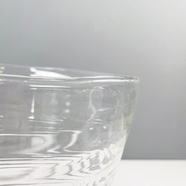 1990s Modern Italian Glass Vase with Round Shape and Spiral by Roberto Faccioli, 1990s For Sale - Image 5 of 9