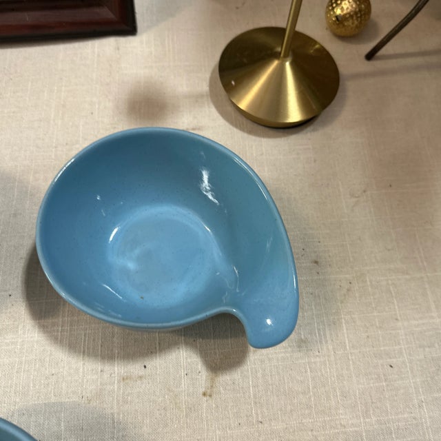1970s Small Blue Frankoma Lazy Bones Ceramic Bowls- Set of 3 For Sale - Image 4 of 6