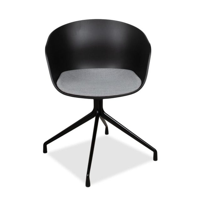 AAC20 Chairs in Grey and Black Plastic from Hay, Set of 6 For Sale - Image 17 of 18