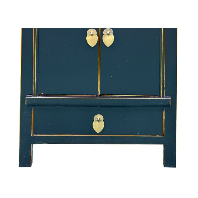 Oriental Black Lacquer Moon Face Hardware Small End Table Nightstand For Sale - Image 9 of 12