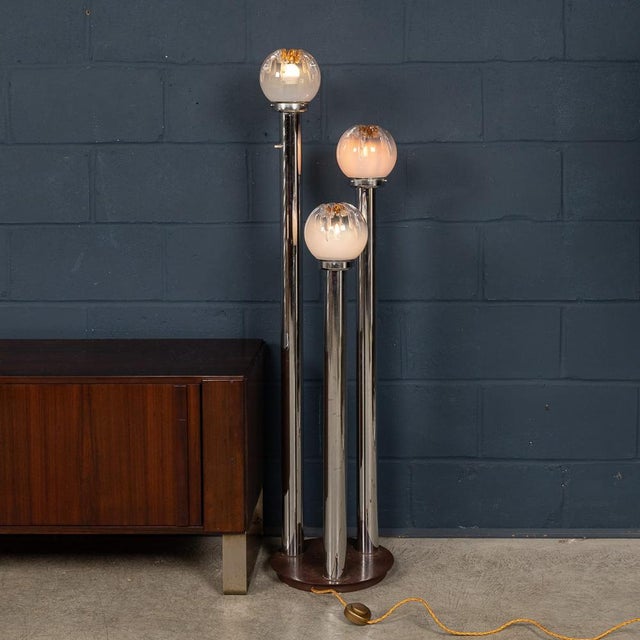 AVMazzega 20th Century Italian Chrome and Glass Floor Lamp by Mazzega, 1970 For Sale - Image 4 of 18