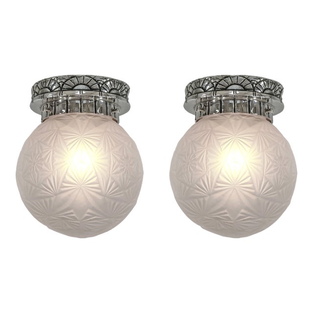 Pair of Jamain & Sonover French Art Deco Flush Mounts - 1930s Frosted Glass & Nickeled Bronze For Sale