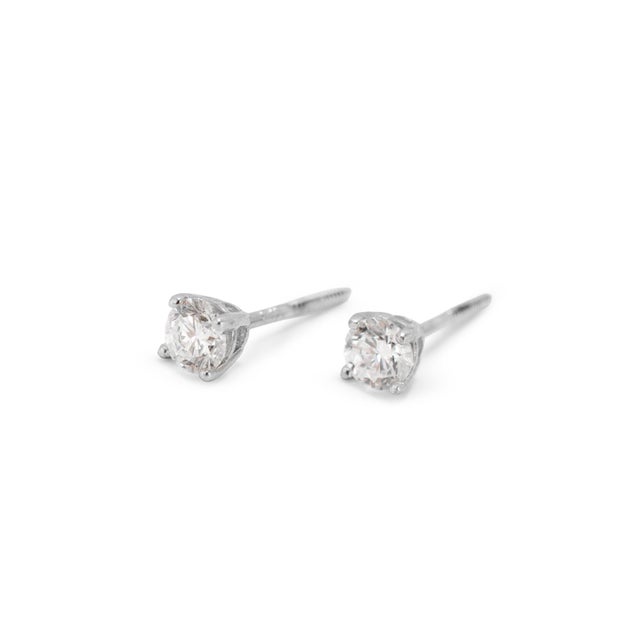 Early 21st Century Unisex 14k White Gold 0.44ctw Lab Grown Diamond Screw Back Petite Stud Earrings, Pair For Sale - Image 5 of 9