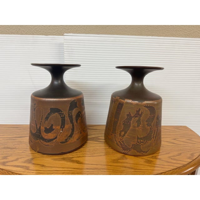 Designs West Stoneware Pottery Vases, Set of Three For Sale In San Francisco - Image 6 of 12