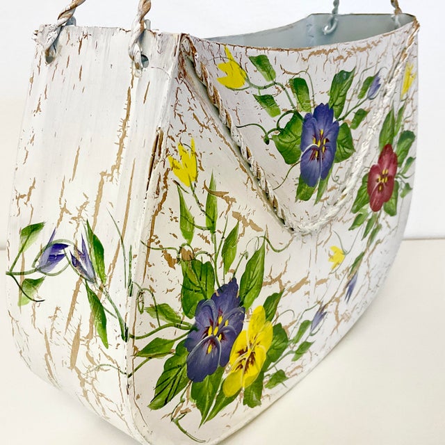 Metal Vintage 1980s Italian Tole Hand Painted Metal Wall Basket With Colorful Pansies For Sale - Image 7 of 9