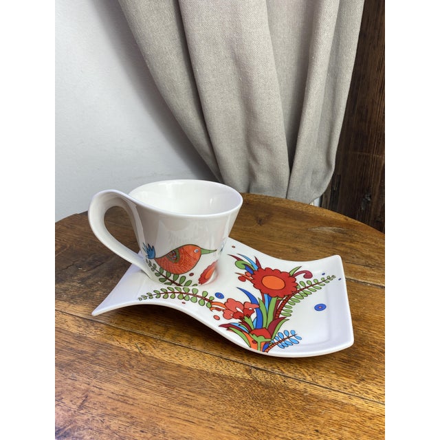 Porcelain cup and saucer from the renowned NewWave Acapulco collection by the prestigious Franco-German brand Villeroy &...