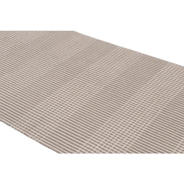 This hand-made flatweave runner joins the modern and contemporary additions to the renowned Kilim & Flat Weave Collection...