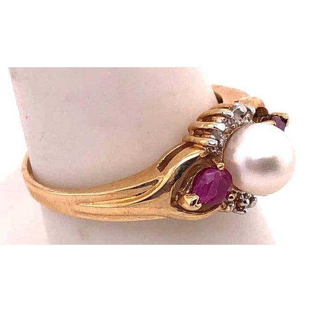 Modern 14 Karat Yellow Gold Pearl Solitaire Ring With Ruby and Diamond Accents For Sale - Image 3 of 8