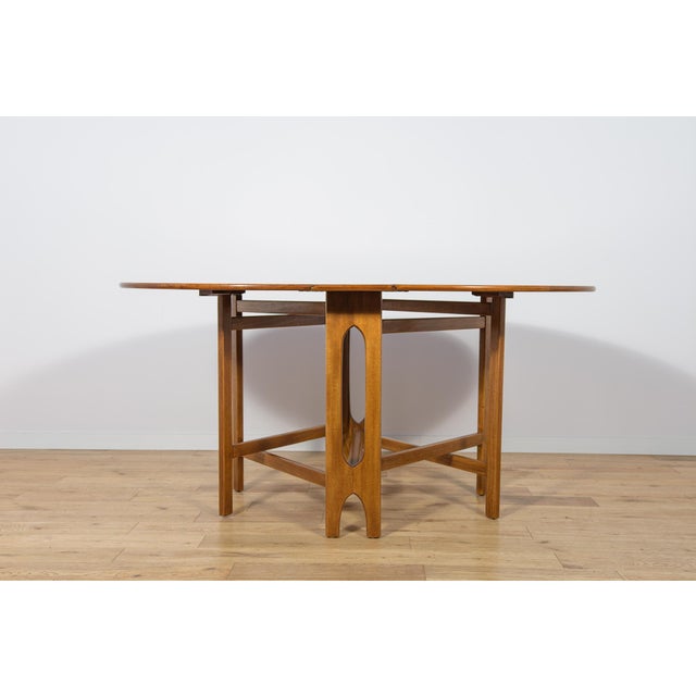 Mid-Century Modern Round Drop Leaf Dining Table from Jentique, United Kingdom, 1960s For Sale - Image 10 of 18