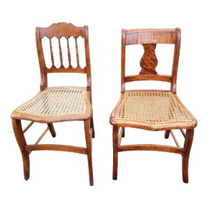 Pair of Early 20th Century Victorian Tiger Maple and Cane Seat Side Chairs