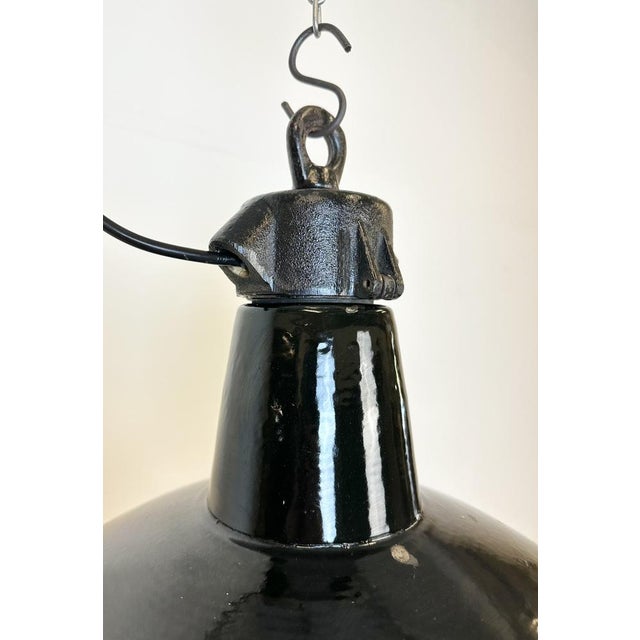 1950s Industrial Black Enamel Factory Lamp with Cast Iron Top from Elektrosvit, 1950s For Sale - Image 5 of 16